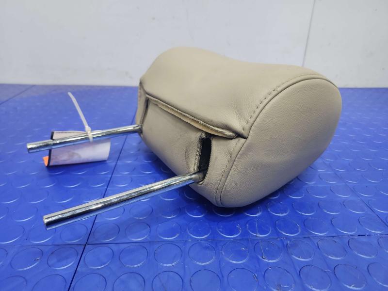 2005 Lexus RX 330 Headrest