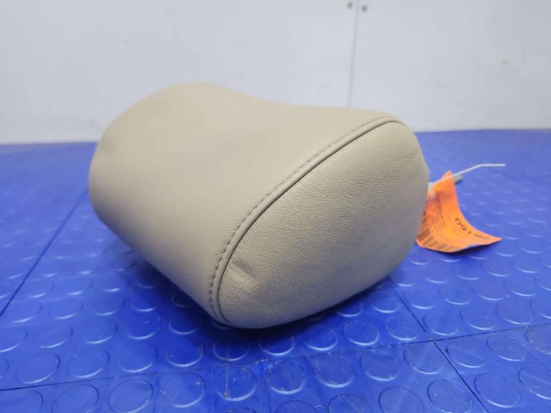 2005 Lexus RX 330 Headrest