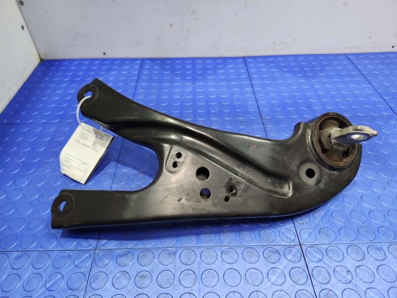 2018 Toyota Highlander Lower Control Arm Rr