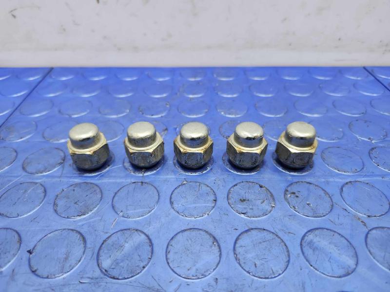 2017 Mazda Mazda3 Lug Nuts