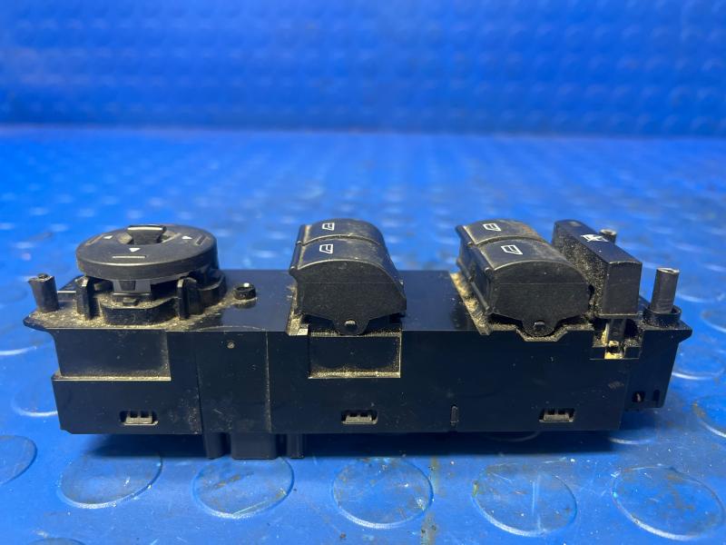 2013 Ford Escape Door Switch Front