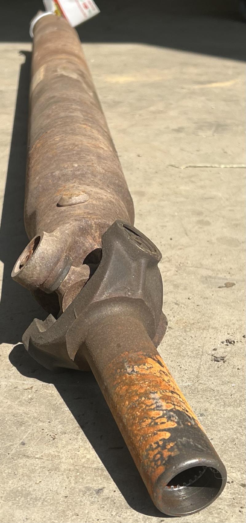 2004 Chevrolet Colorado Rear Drive Shaft