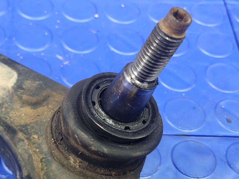 2019 Chevrolet Silverado 3500 Upper Control Arm Front