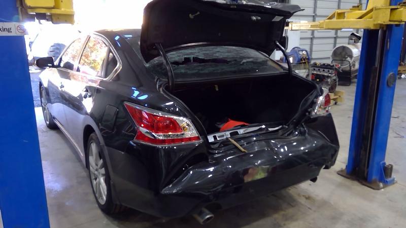 2013 Nissan Altima Center Pillar