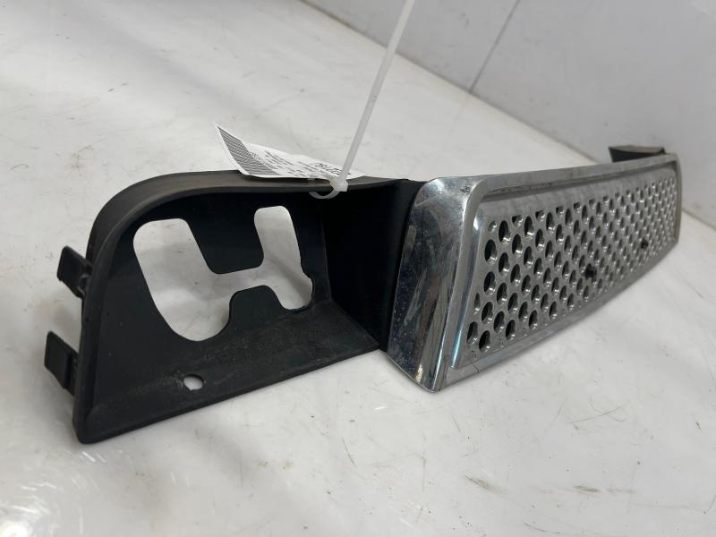2008 GMC Yukon XL Grille