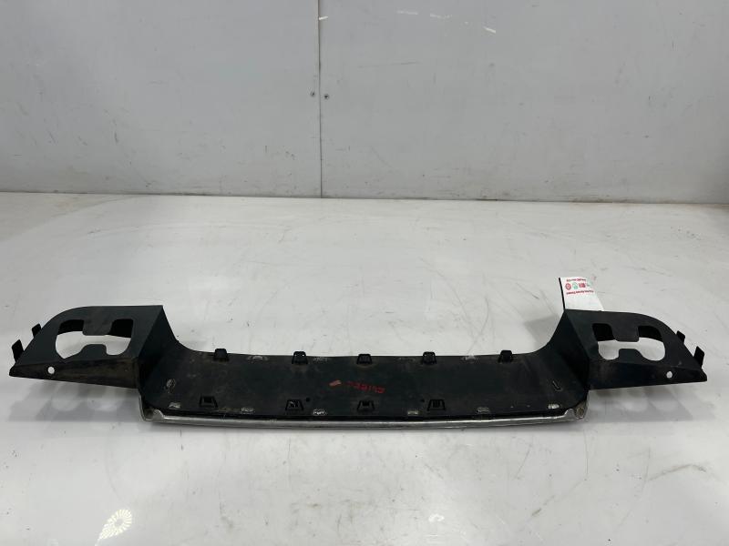 2008 GMC Yukon XL Grille