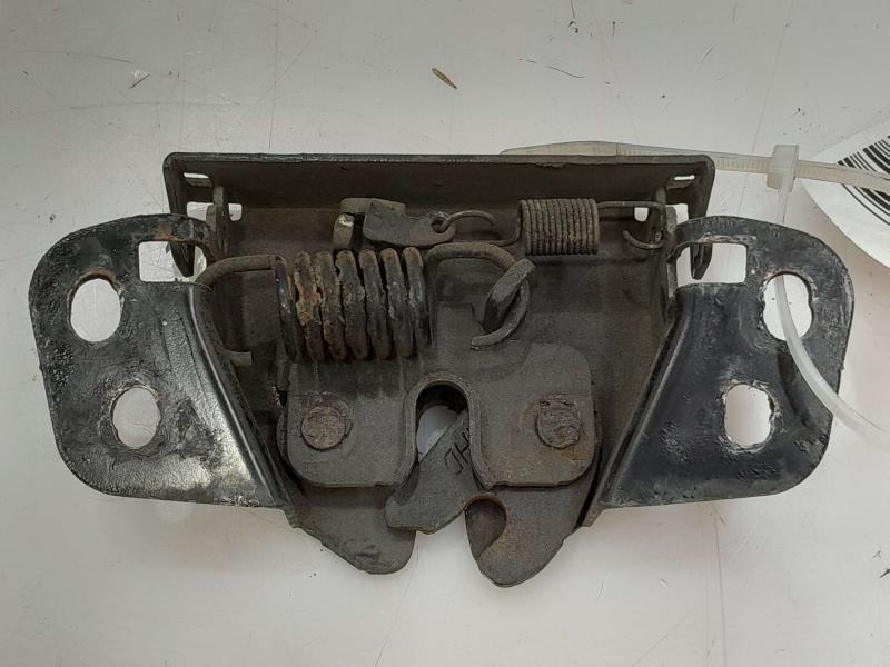 2011 - 2015 Kia Sportage Hood Latch Lock Assembly OEM 811303W000