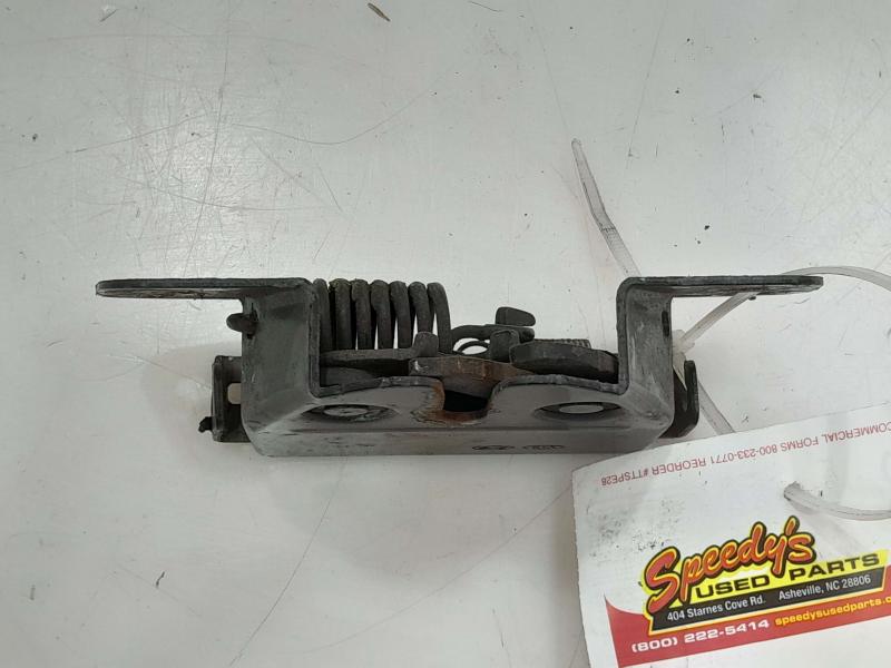 2011 - 2015 Kia Sportage Hood Latch Lock Assembly OEM 811303W000