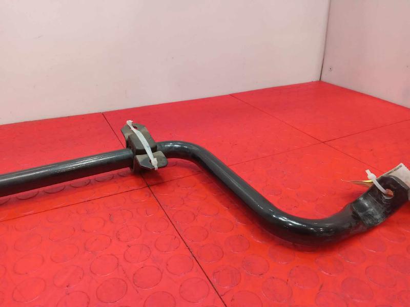 2020-2024 Nissan Sentra Rear Stabilizer Bar Swaybar Genuine OEM 562306LB0A