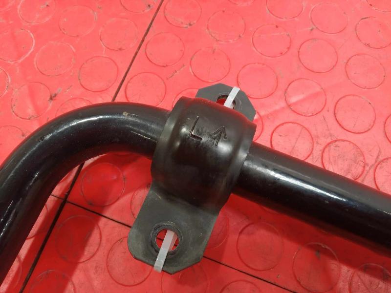 2020-2024 Nissan Sentra Rear Stabilizer Bar Swaybar Genuine OEM 562306LB0A
