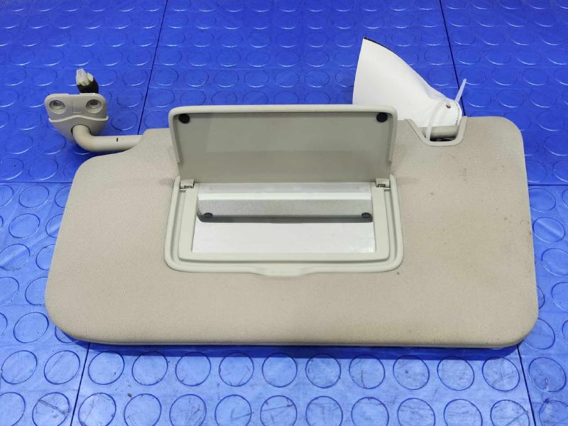 2015 Nissan Rogue Sun Visor