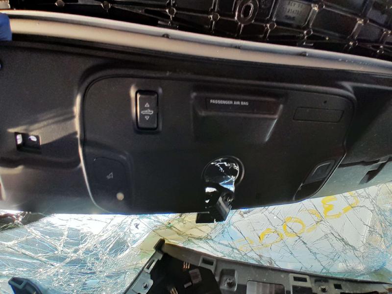 2017 Chevrolet Camaro Front Console