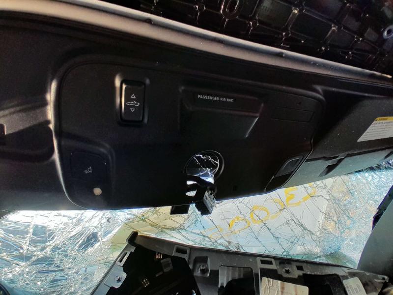 2017 Chevrolet Camaro Front Console