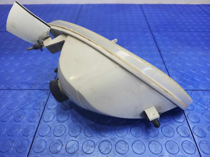 2002 Ford F-150 Headlamp Assembly