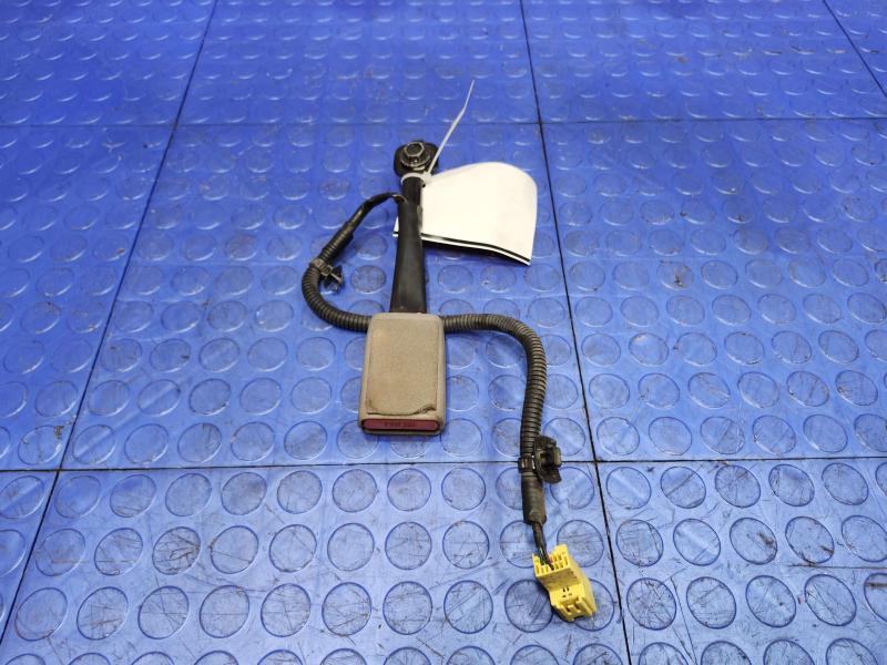 2016 Kia Sedona Front Seat Belt
