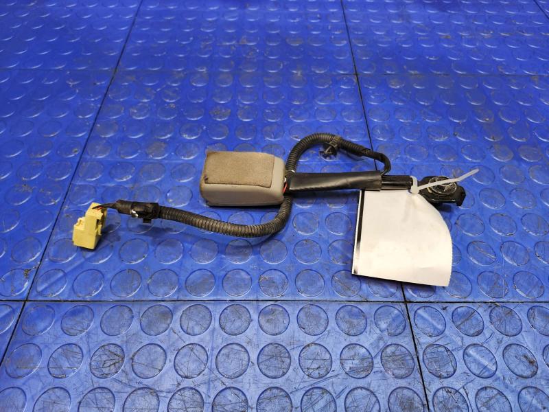 2016 Kia Sedona Front Seat Belt