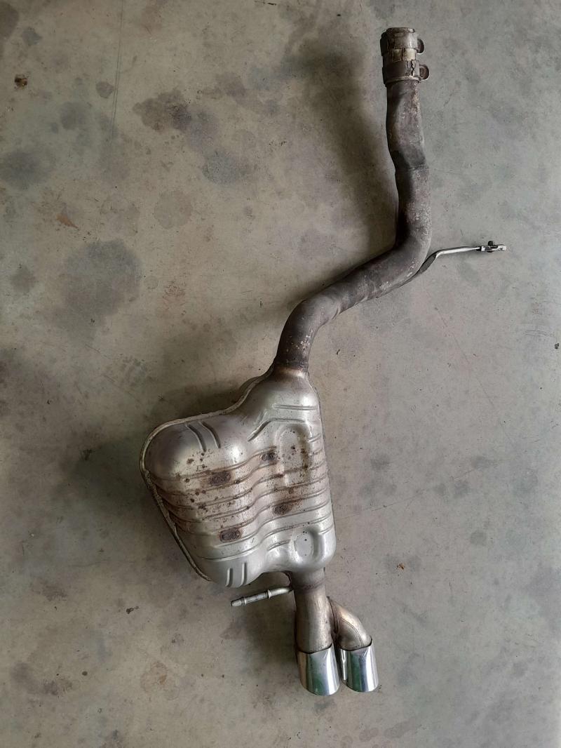 2007 Audi S6 Muffler
