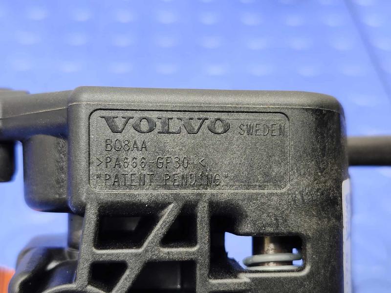 2018 Volvo S90 Headrest