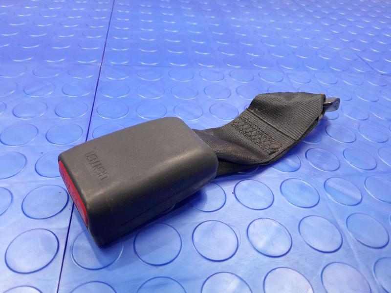 2021 Nissan Versa Rear Seat Belt