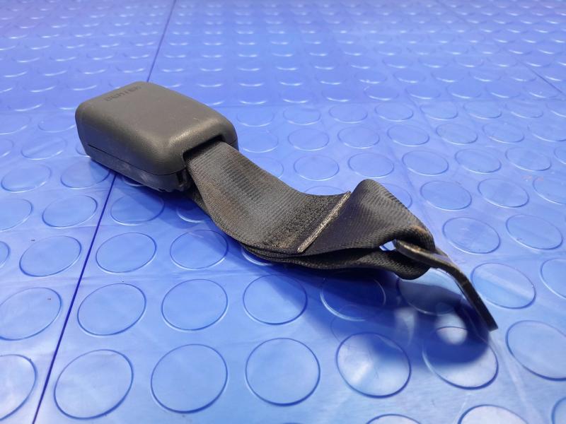 2021 Nissan Versa Rear Seat Belt