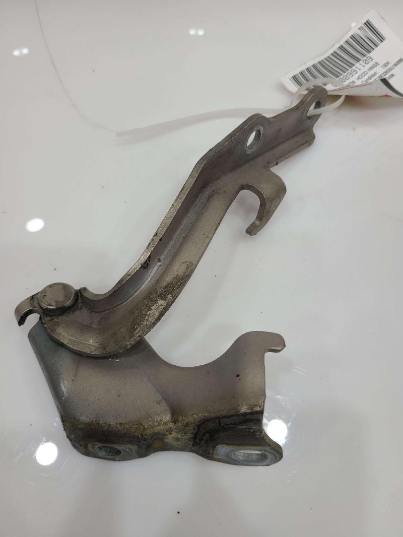 2002 - 2006 Toyota Camry Hood Hinge LH Driver Side OEM 53420AA030