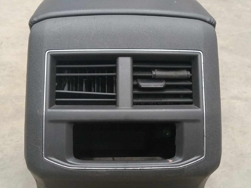 2018-2019 Volkswagen Atlas Center Floor Console Assembly Black Leather OEM 3CN863242A