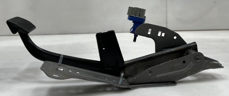 2013 - 2019 Ford Escape Brake Pedal and Bracket Assembly OEM AV6Z-2455-H