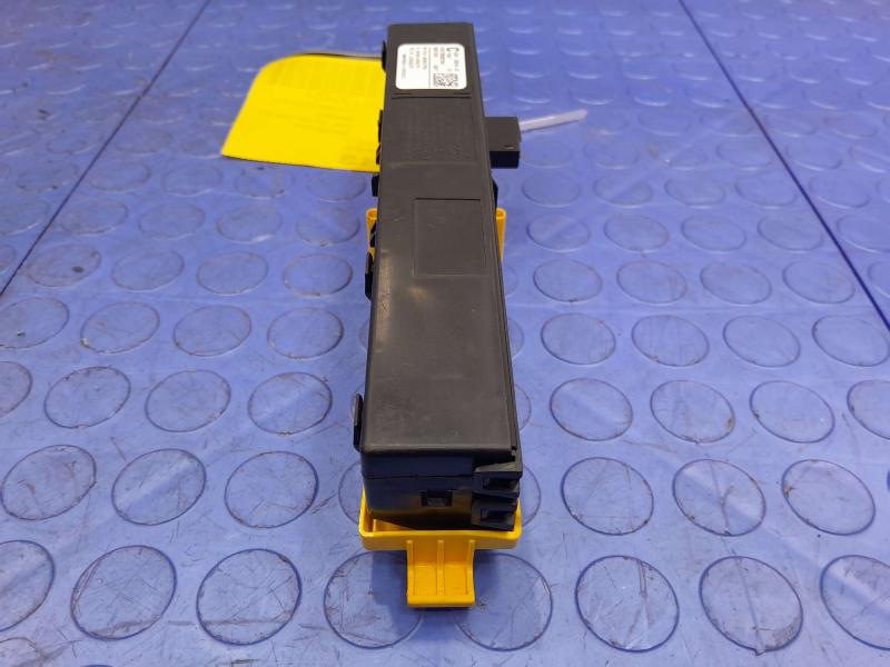 2017-2020 Lincoln Continental Keyless Entry Control Module OEM GD9T18D816CG