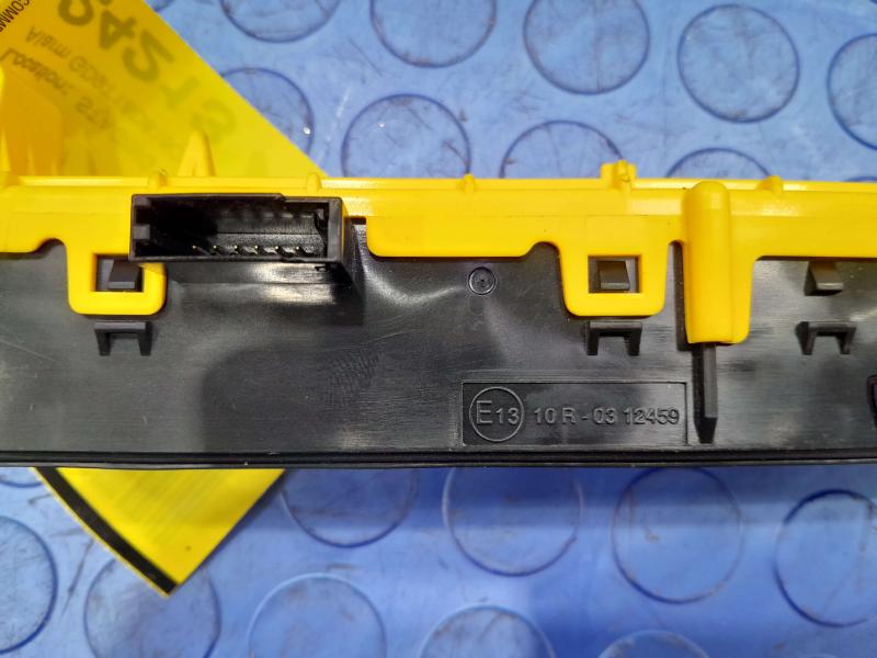 2017-2020 Lincoln Continental Keyless Entry Control Module OEM GD9T18D816CG