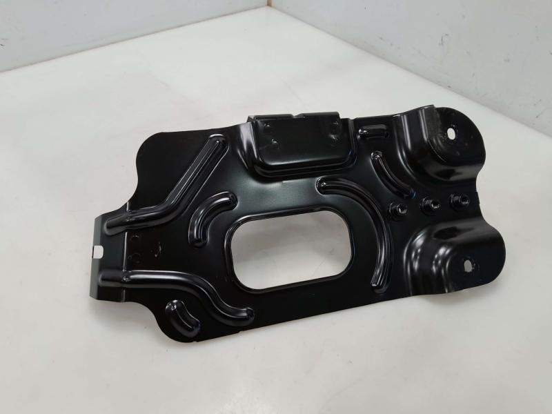 2019 Chevrolet Malibu Battery Tray