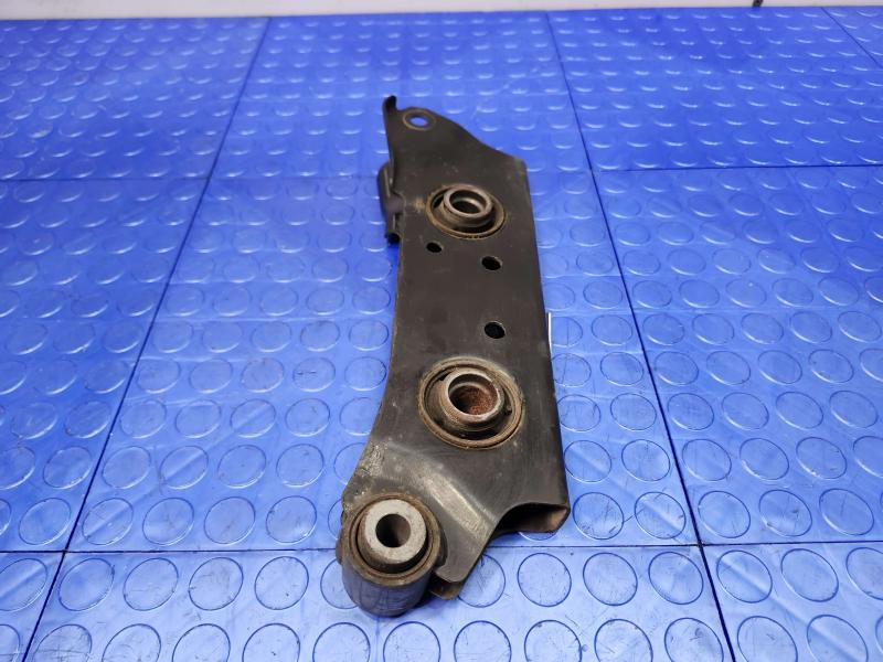 2022 Nissan Altima Lower Control Arm Rr