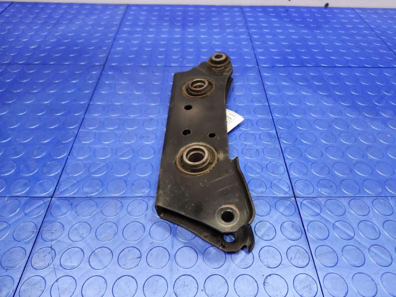 2022 Nissan Altima Lower Control Arm Rr