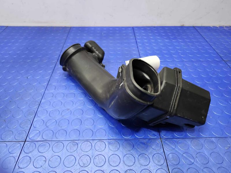 2013-2016 Acura RDX Engine Air Inlet Tube Genuine OEM Part 17250R8AA00