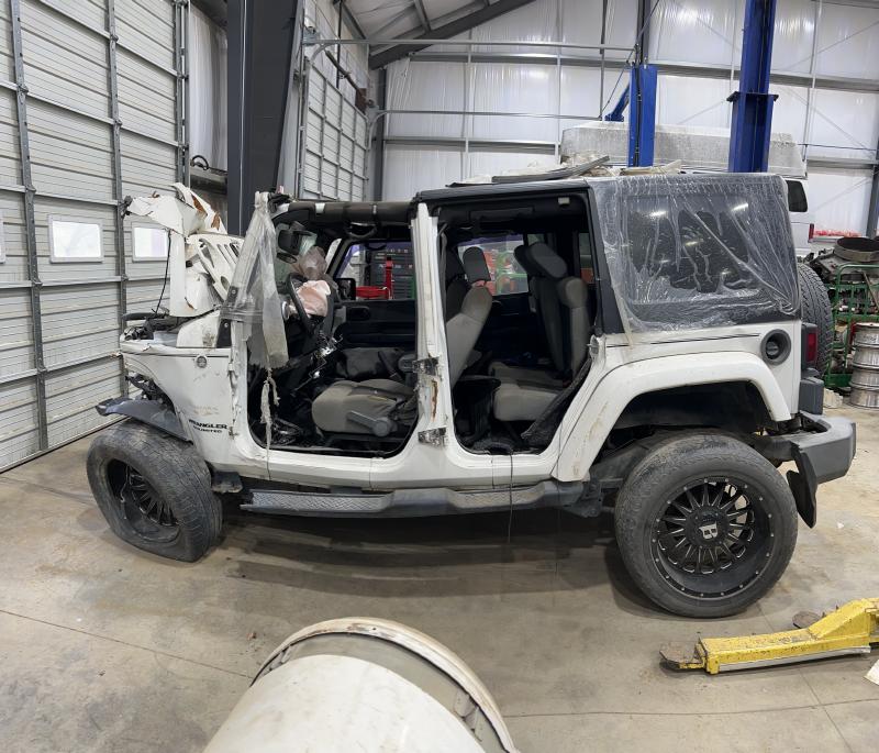 2010 Jeep Wrangler Front Door Regulator