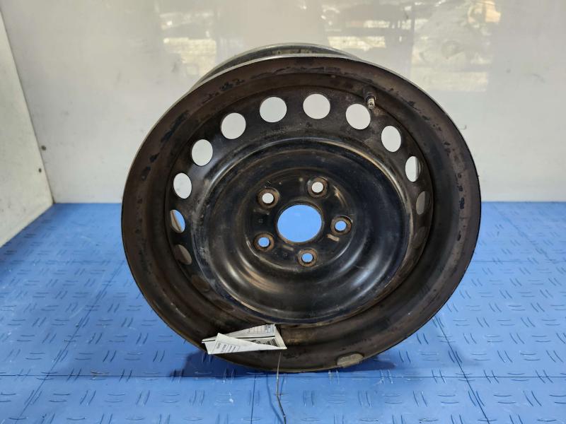 2013 Toyota Camry Wheel