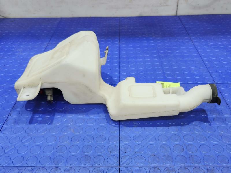 2015 GMC Yukon XL Washer Bottle