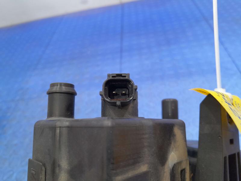 2017 Lincoln Continental Evaporator Canister