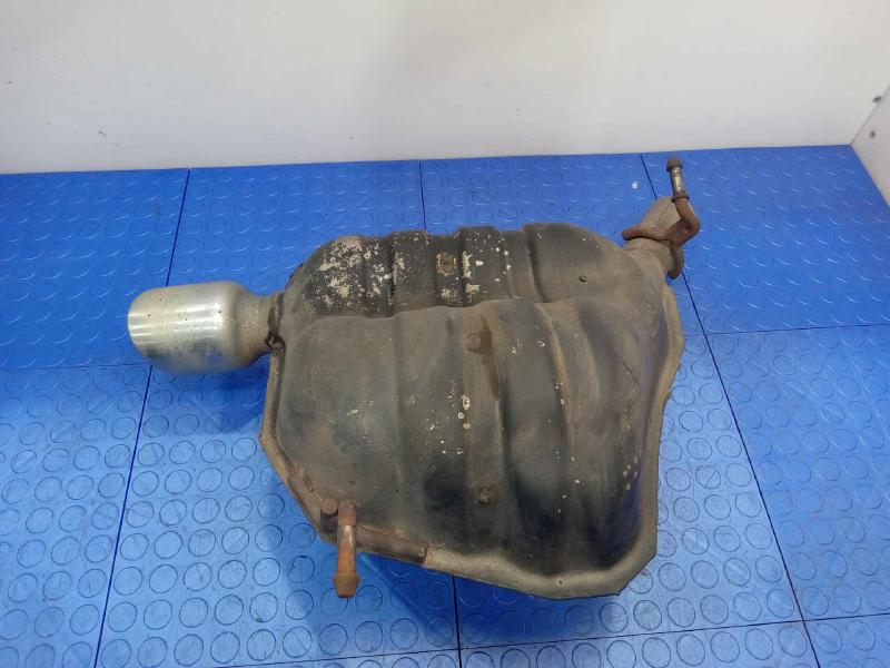 2012 Jeep Grand Cherokee Muffler