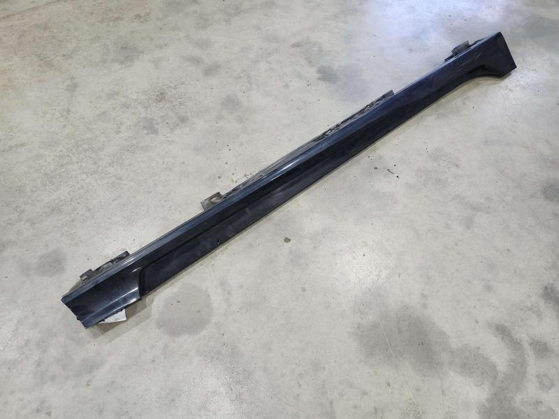 2017 Toyota Prius Rocker Moulding
