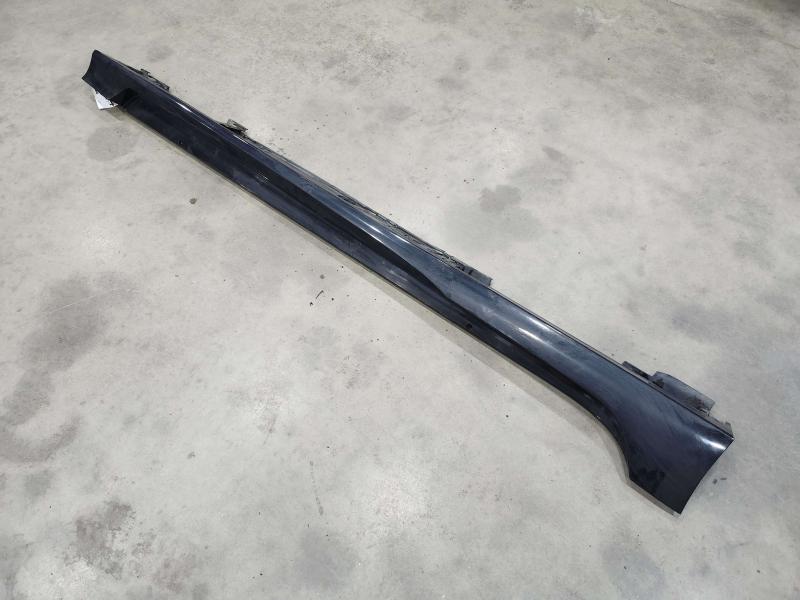 2017 Toyota Prius Rocker Moulding
