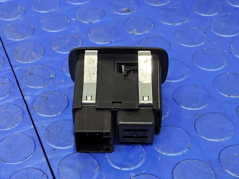 2017 Dodge Grand Caravan Door Switch Front