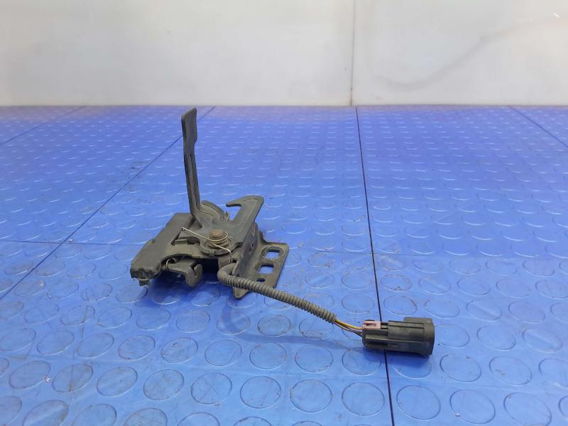 2007 Chevrolet Silverado 1500 Hood Latch