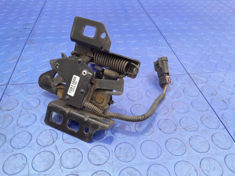 2007 Chevrolet Silverado 1500 Hood Latch