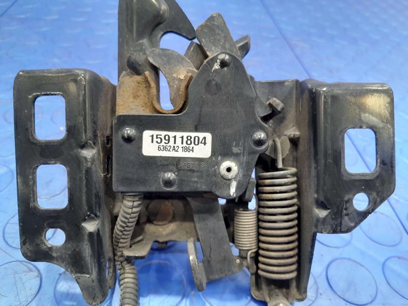 2007 Chevrolet Silverado 1500 Hood Latch