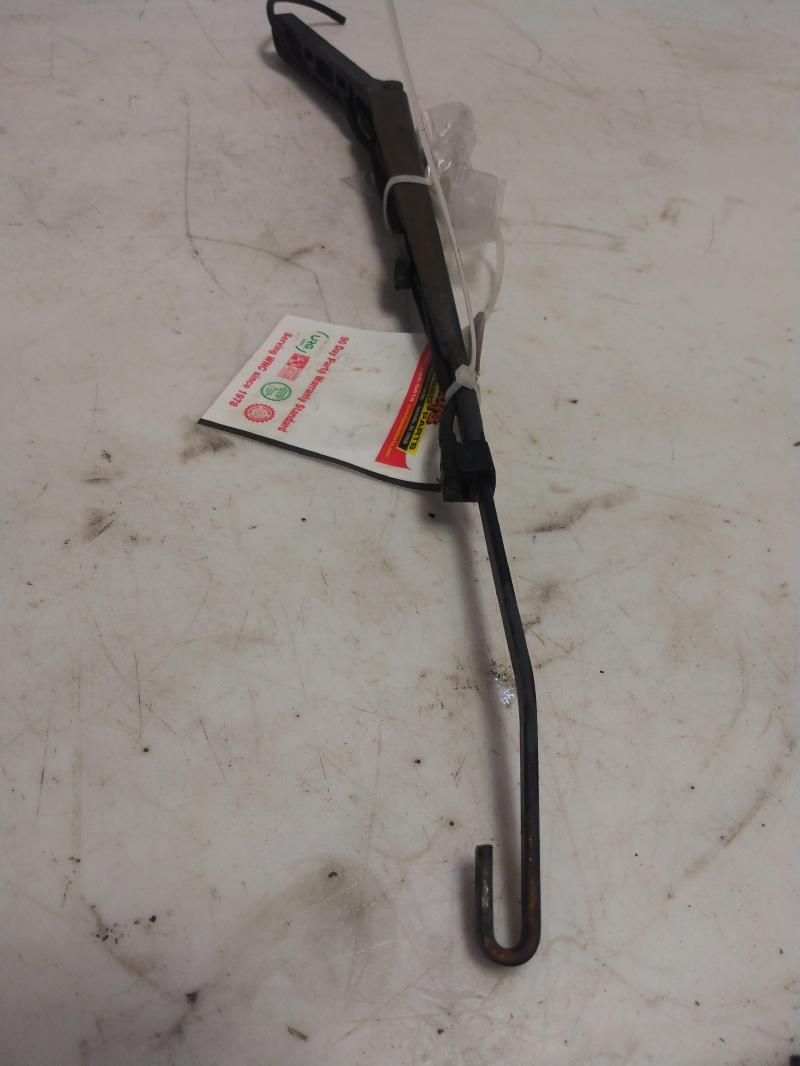 2002 GMC Sierra 2500 Wiper Arm