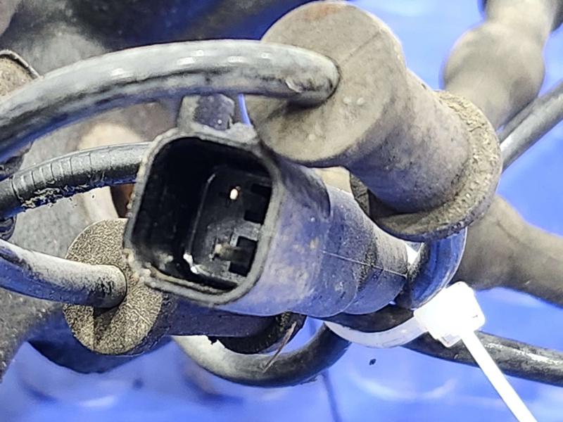2013 Chrysler 300 Spindle Knuckle Front