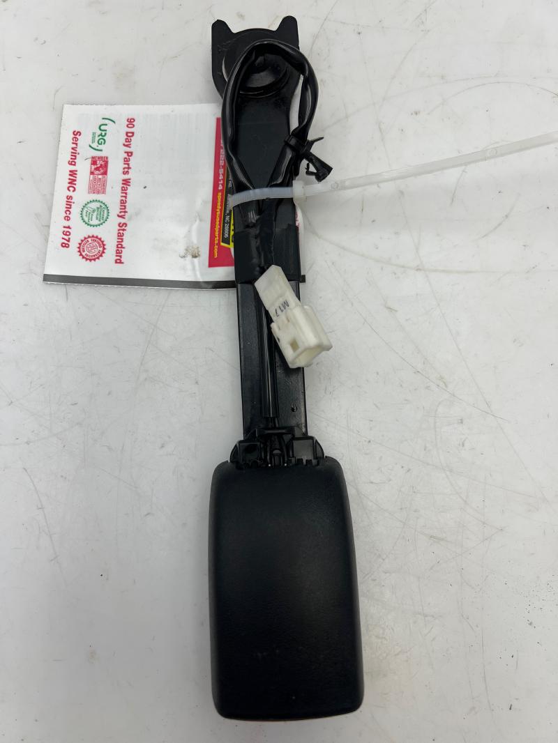 2012 Nissan Altima Front Seat Belt