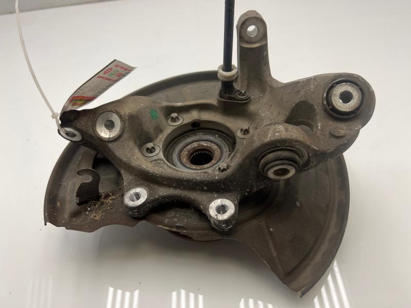 2010 - 2016 Mercedes E Class W212 Type Rear Spindle Knuckle w/ Hub RWD ONLY LH Driver Side OEM 2123500141