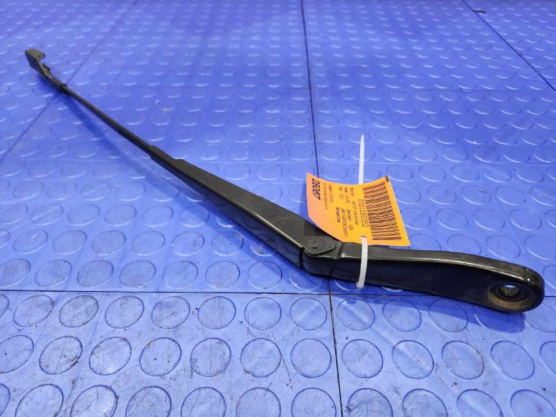 2012 Volvo XC60 Wiper Arm