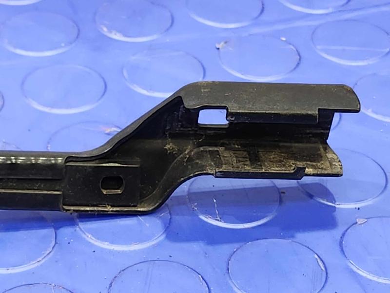 2012 Volvo XC60 Wiper Arm